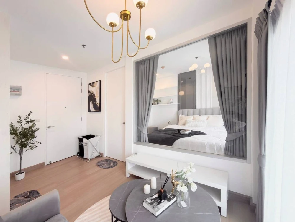 For rent: Parkland Taksin-Tha Phra, beautifully decorated unit on the 11th floor with pool and BTS view. Convenient and fully furnished – you won't wa