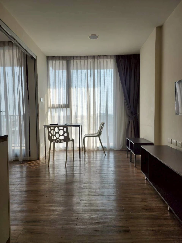 For rent: Parque Phutthabucha 48, 7th floor. A lovely, fully furnished unit. Book now!