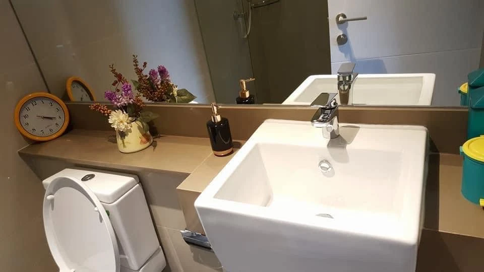 For rent: Parque Phutthabucha 48, 5th floor unit, fully furnished with full amenities and pool view. Book now!