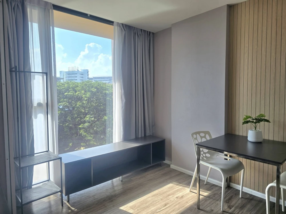 For rent: Parque Phutthabucha 48, 5th floor unit. Fully furnished with great views. Book now!