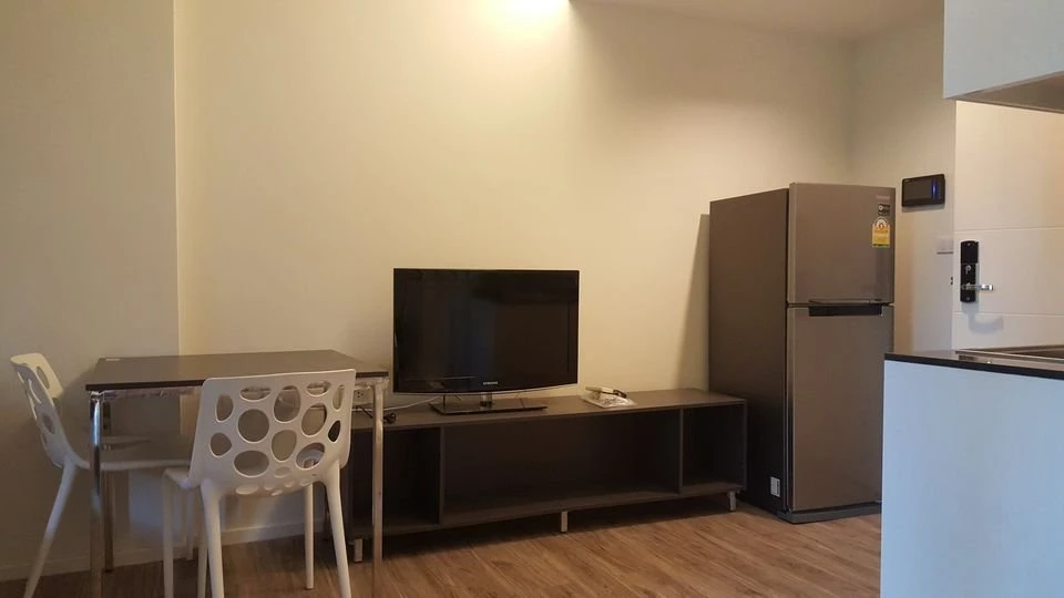 For rent: Parque Phutthabucha 48, fully furnished rooms with complete amenities at affordable prices. Book now before it's too late!!!