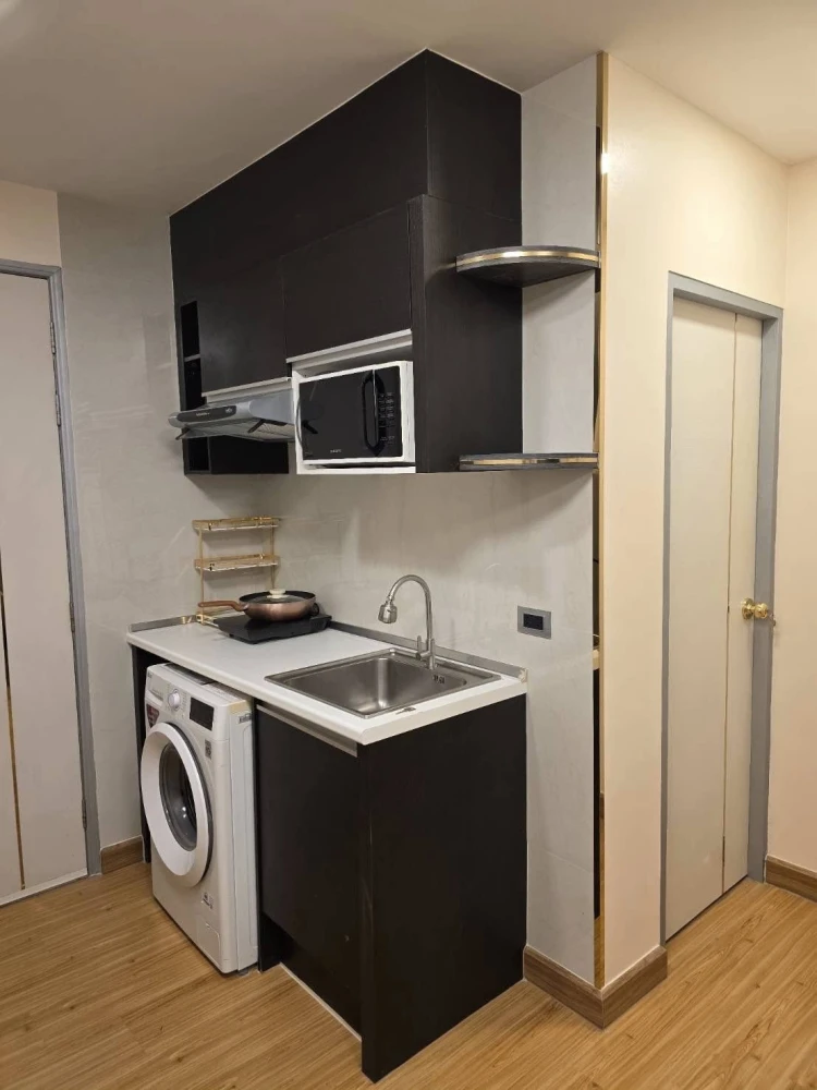 For rent: Pela Wutthakat, high floor, ready to move in, fully furnished, reserve now.