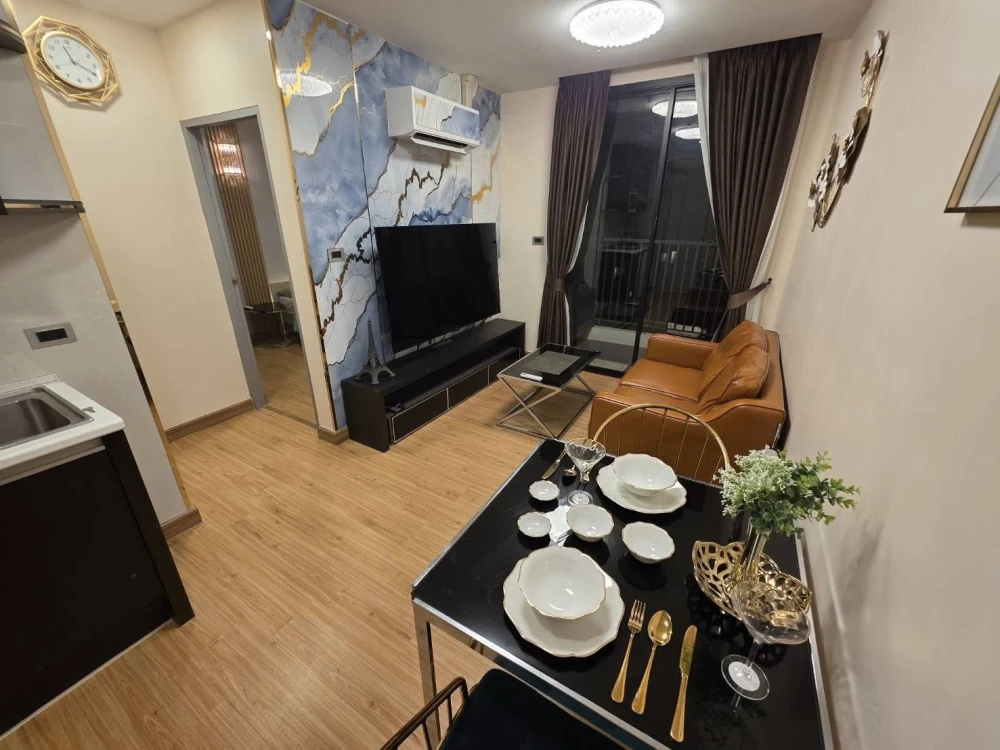 For rent: Pela Wutthakat, high floor, ready to move in, fully furnished, reserve now.