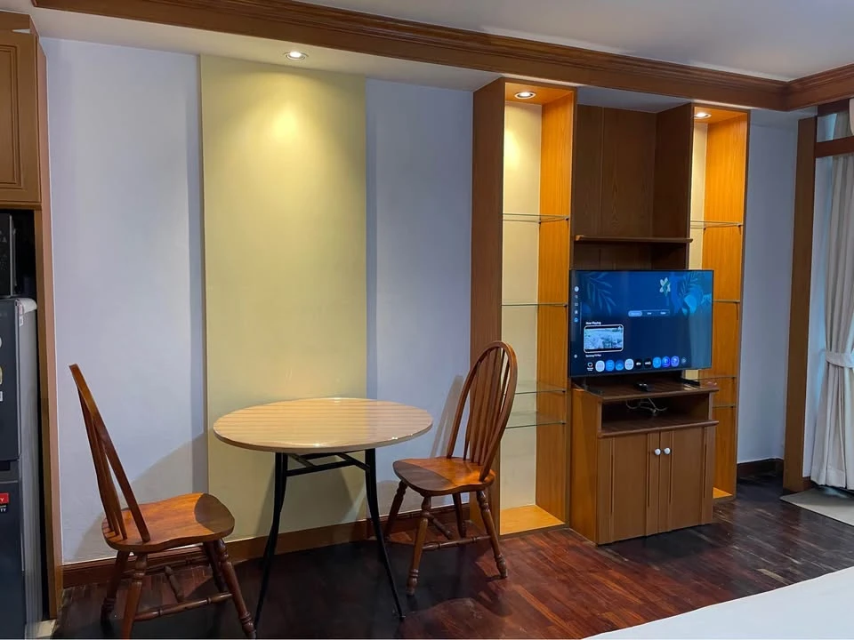 For rent: Pipat Place, spacious room, nice to live in, fully furnished, hurry and reserve now!