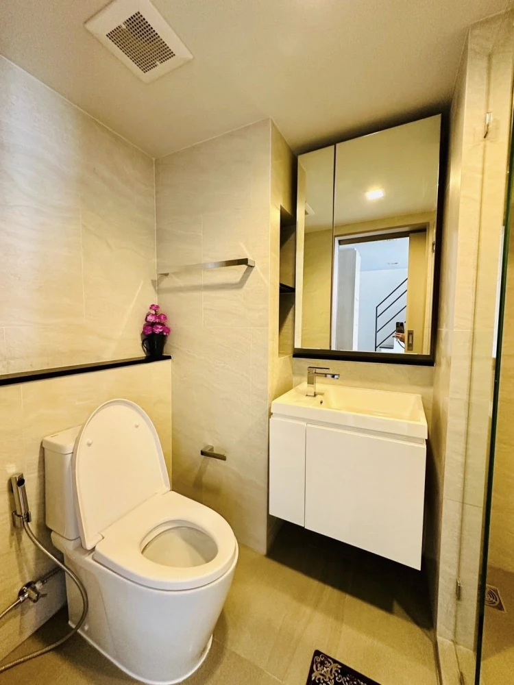 For rent: PITI Sukhumvit 101, a lovely room with high, airy ceilings, fully furnished, great location, hurry and reserve now!