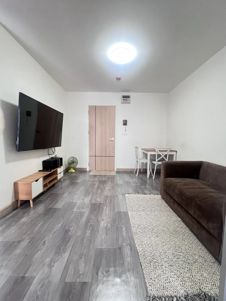 For rent: Ploen Ploen Condominium Rangsit-Workpoint 1-2 rooms, fully furnished, nice to live in. If interested, hurry and reserve now.
