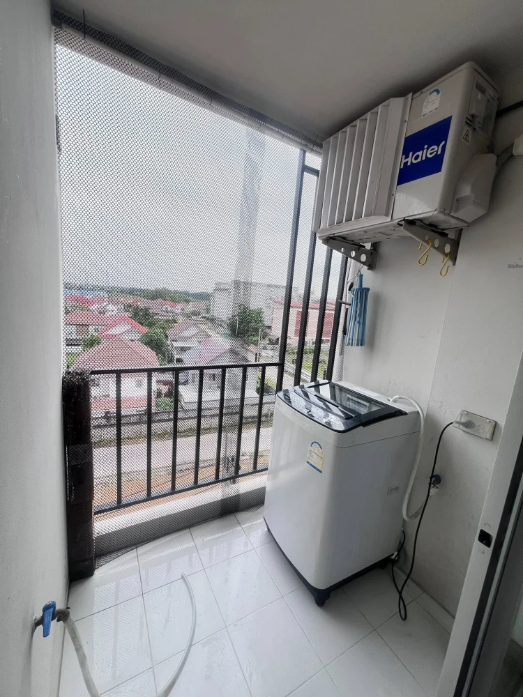 For rent: Ploen Ploen Condominium Rangsit-Workpoint 1-2 rooms, fully furnished, nice to live in. If interested, hurry and reserve now.