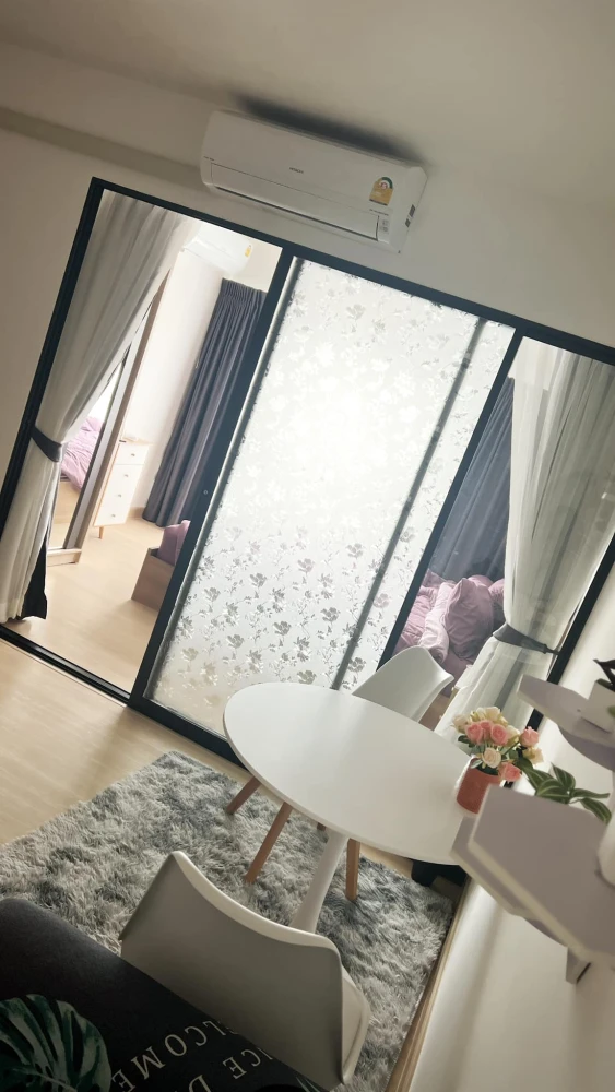 For rent: Ploen Ploen Condominium Rangsit-Workpoint, 4th floor, fully furnished room, ready to move in, reserve now.