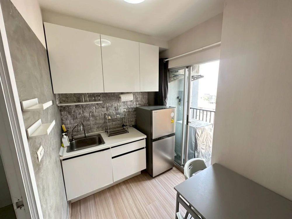 Plum Condo Bangyai Station for rent. Nice room, fully furnished. Book now!