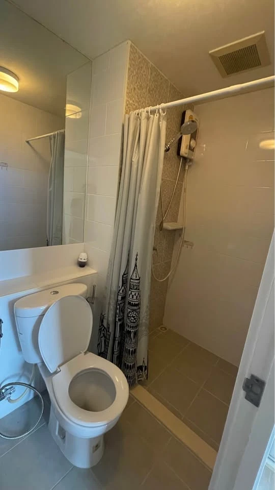 Plum Condo Central Station for rent, 1 bedroom, 1 bathroom, good location, full facilities, reserve now.