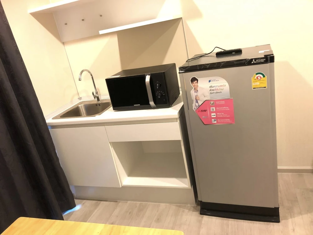 Plum Condo Central Station for rent, 8th floor, fully furnished, nice to live in, book now, don't miss out.