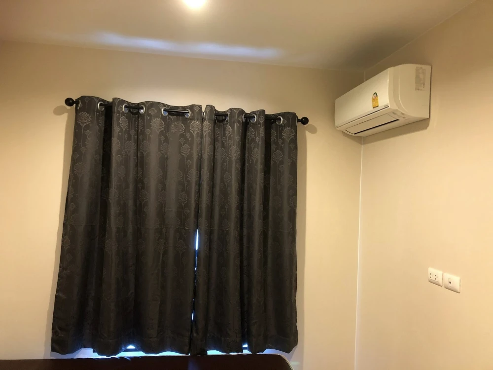 Plum Condo Central Station for rent, 8th floor, fully furnished, nice to live in, book now, don't miss out.