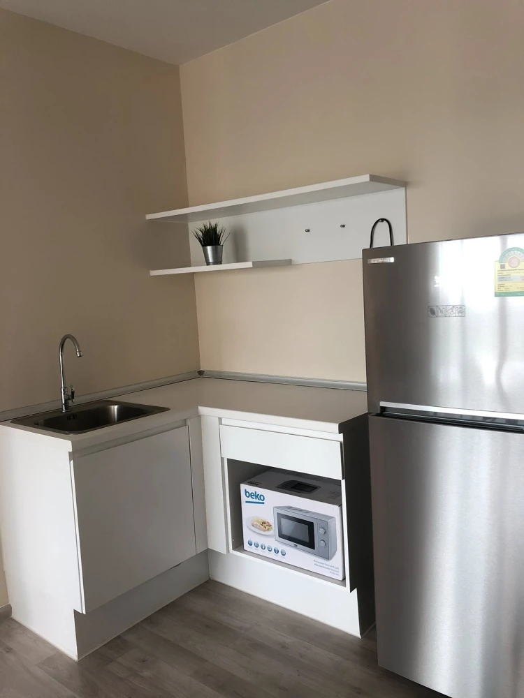 Plum Condo Central Station for rent, spacious room, lots of usable space, fully furnished, good location, convenient transportation, reserve now!