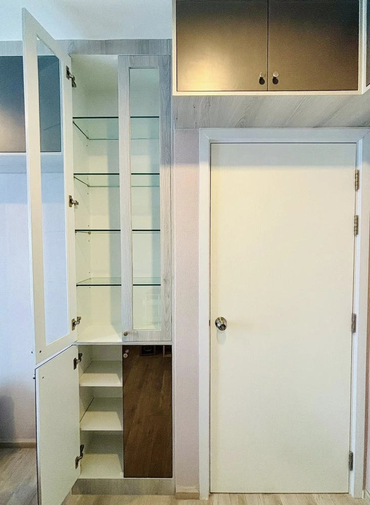 Plum Condo Central Station for rent. Ready to move in, fully furnished, and affordably priced. Book now, don't miss out!