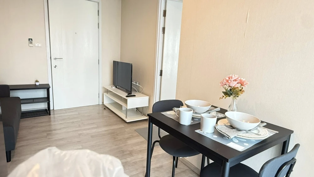 ให้เช่า Plum Condo Central Station ห้องพร้อมอยู่ เครื่องใช้ไฟฟ้า + เฟอร์ครบ มาแต่ตัวเข้าอยู่ได้เลย จองเลยอย่าพลาด!!!
