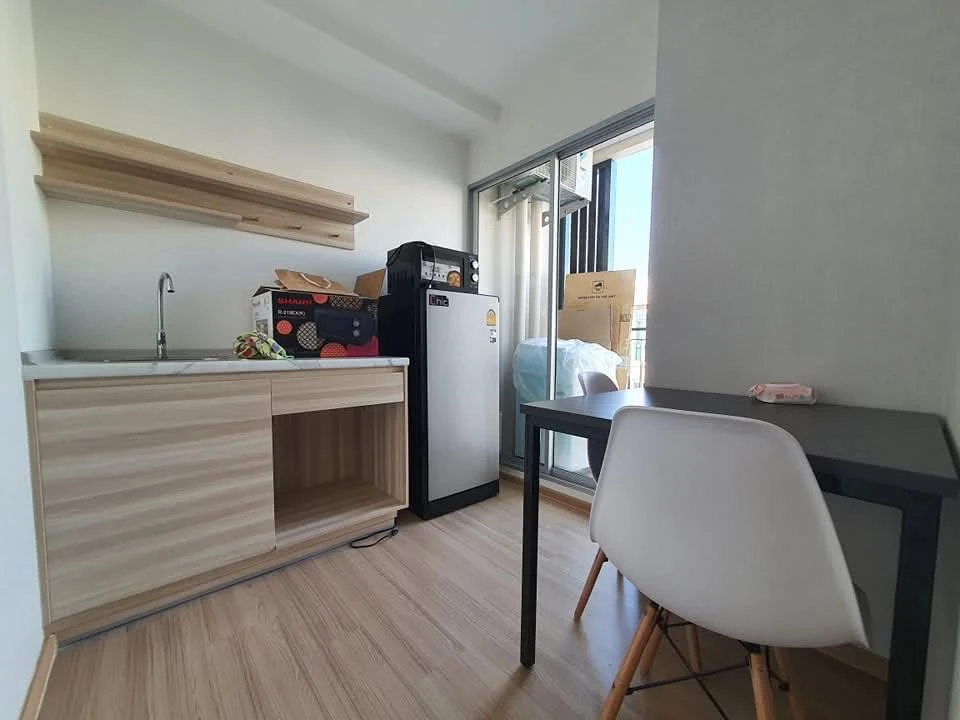 ให้เช่า Plum Condo Chaengwattana Station ห้องพร้อมอยู่ ราคาสบายกระเป๋า เฟอร์พร้อม จองเลย