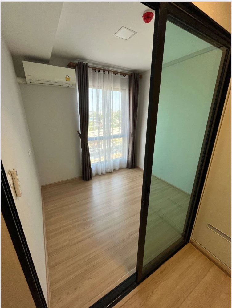 Plum Condo Mix Chaengwattana for rent, 2 bedrooms, spacious living area, fully furnished. Book now!