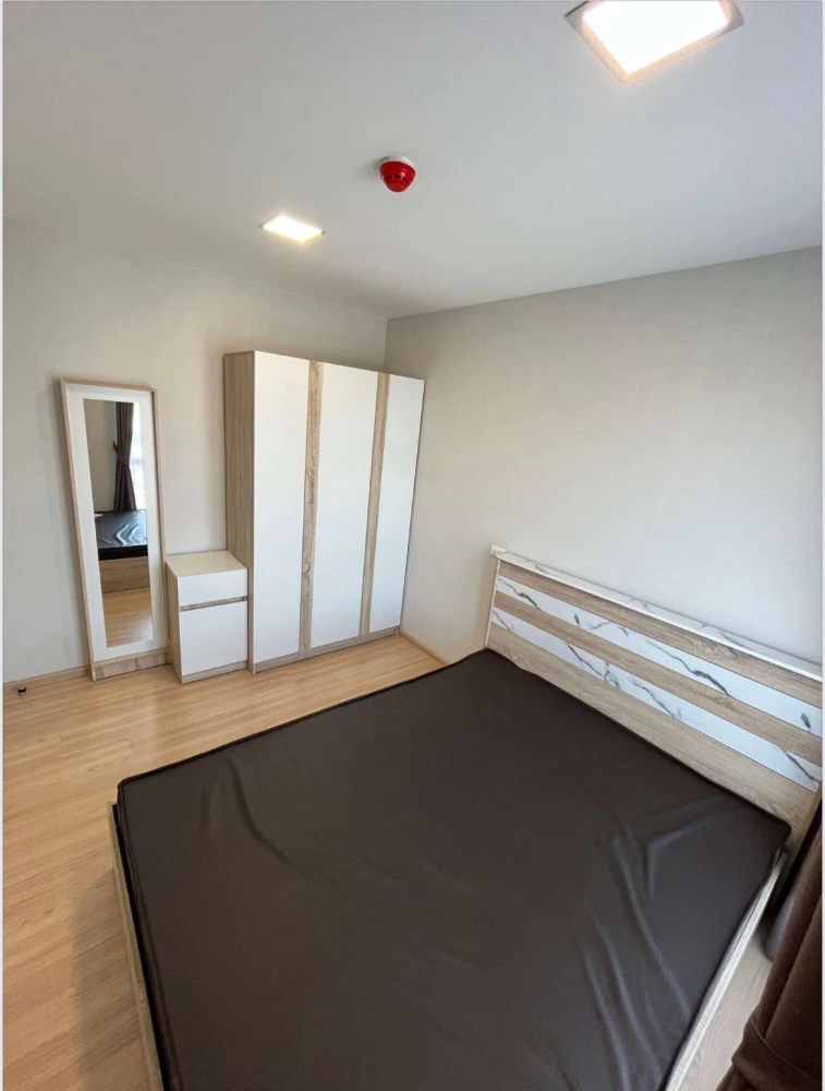 Plum Condo Mix Chaengwattana for rent, 2 bedrooms, spacious living area, fully furnished. Book now!