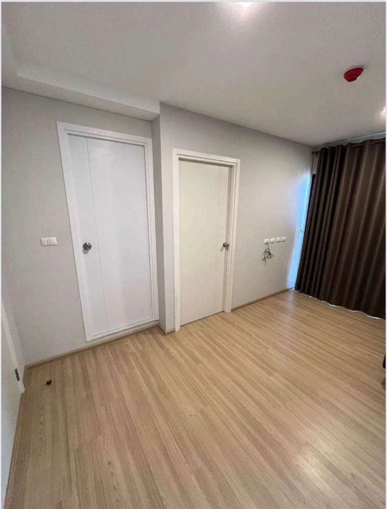 Plum Condo Mix Chaengwattana for rent, 2 bedrooms, spacious living area, fully furnished. Book now!