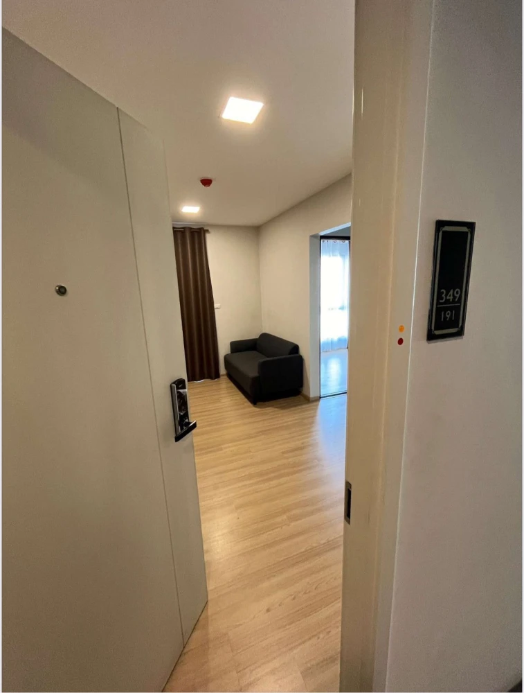 Plum Condo Mix Chaengwattana for rent, 2 bedrooms, spacious living area, fully furnished. Book now!