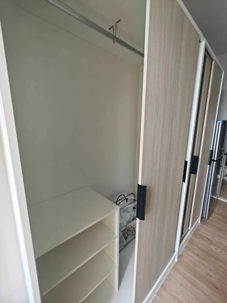 Plum Condo New West for rent, 12th floor, near the garden, corner unit next to the stairs (quiet), fully furnished with appliances.