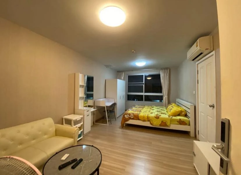 For rent Plum Condo Paholyothin 89, 2nd floor, separate kitchen, fully furnished, ready to move in, reserve now, don't miss out.