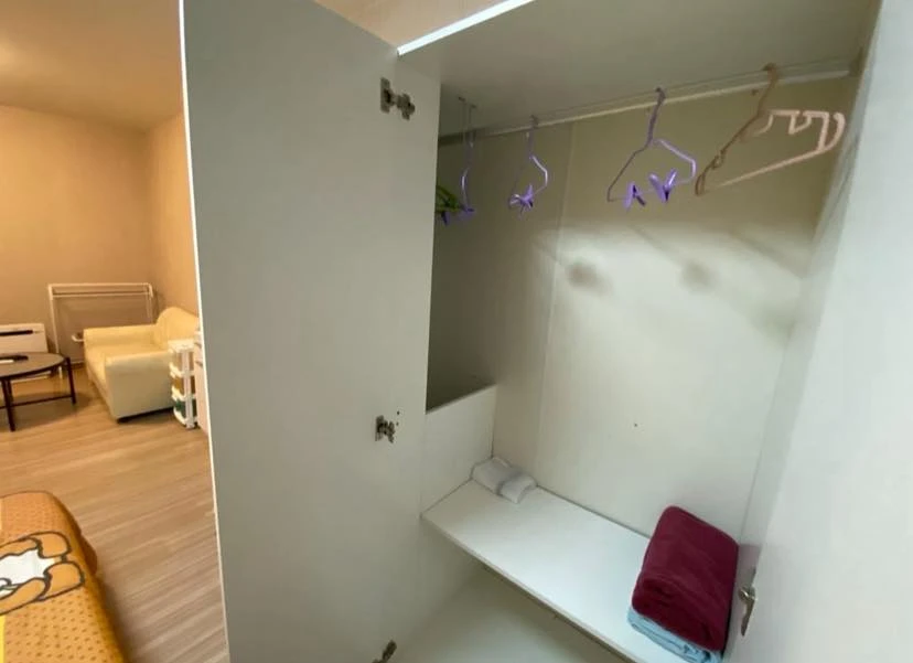 For rent Plum Condo Paholyothin 89, 2nd floor, separate kitchen, fully furnished, ready to move in, reserve now, don't miss out.