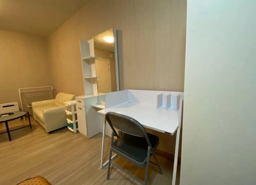For rent Plum Condo Paholyothin 89, 2nd floor, separate kitchen, fully furnished, ready to move in, reserve now, don't miss out.