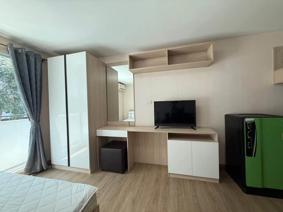 Plum Condo Paholyothin 89, 2nd floor, fully furnished, for rent. Book now!