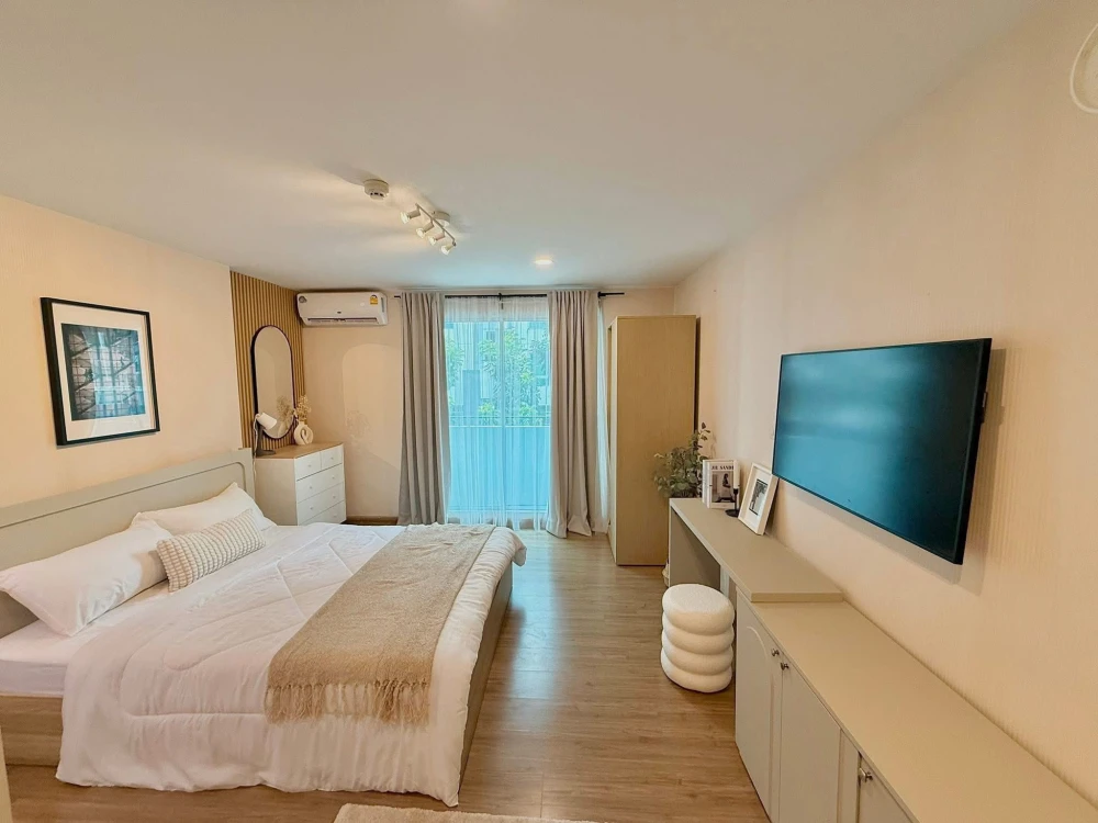 Plum Condo Paholyothin 89, 2nd floor, for rent. Beautifully furnished and ready to move in. Book now!
