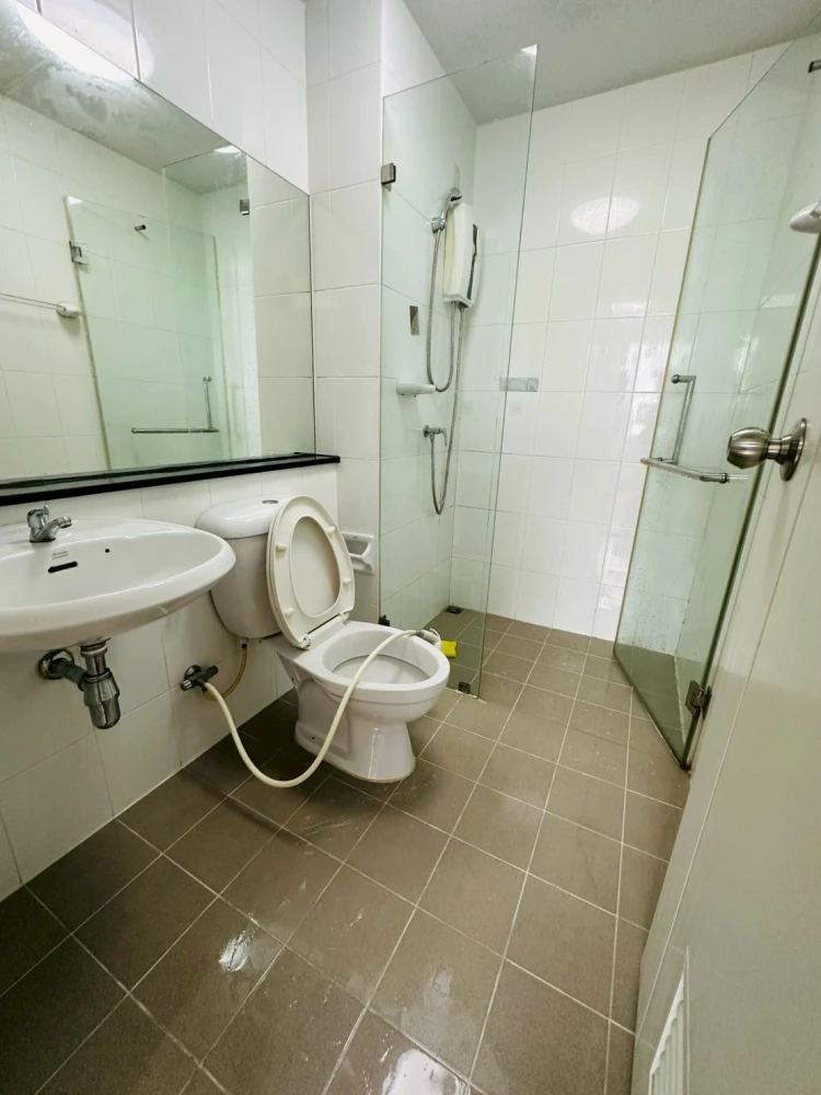 For rent: Plum Condo Paholyothin 89, 3rd floor, airy room, fully furnished, nice to live in, reserve now, hurry!