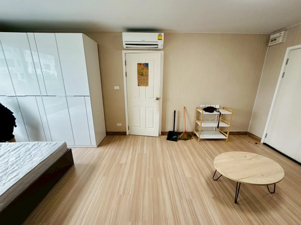 For rent: Plum Condo Paholyothin 89, 3rd floor, airy room, fully furnished, nice to live in, reserve now, hurry!