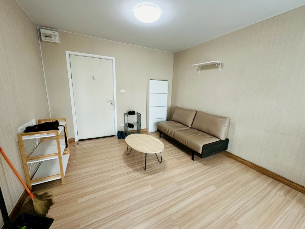 For rent: Plum Condo Paholyothin 89, 3rd floor, airy room, fully furnished, nice to live in, reserve now, hurry!