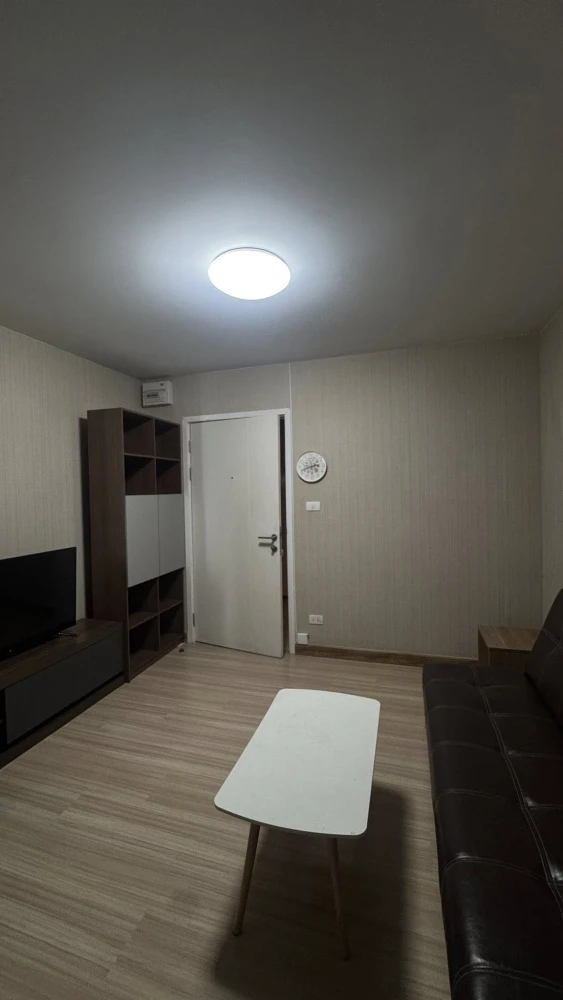Plum Condo Paholyothin 89, 8th floor, for rent. Nice, fully furnished. Book now before it's too late!