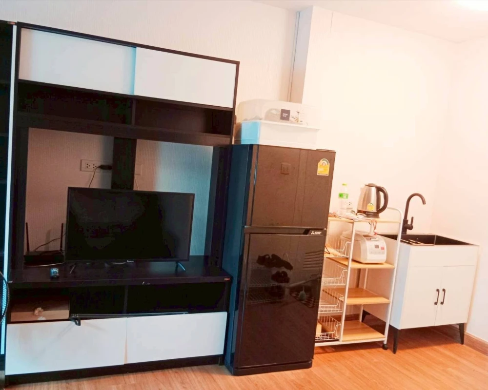 Plum Condo Paholyothin 89, 8th floor, for rent. Nice, fully furnished. Book now!