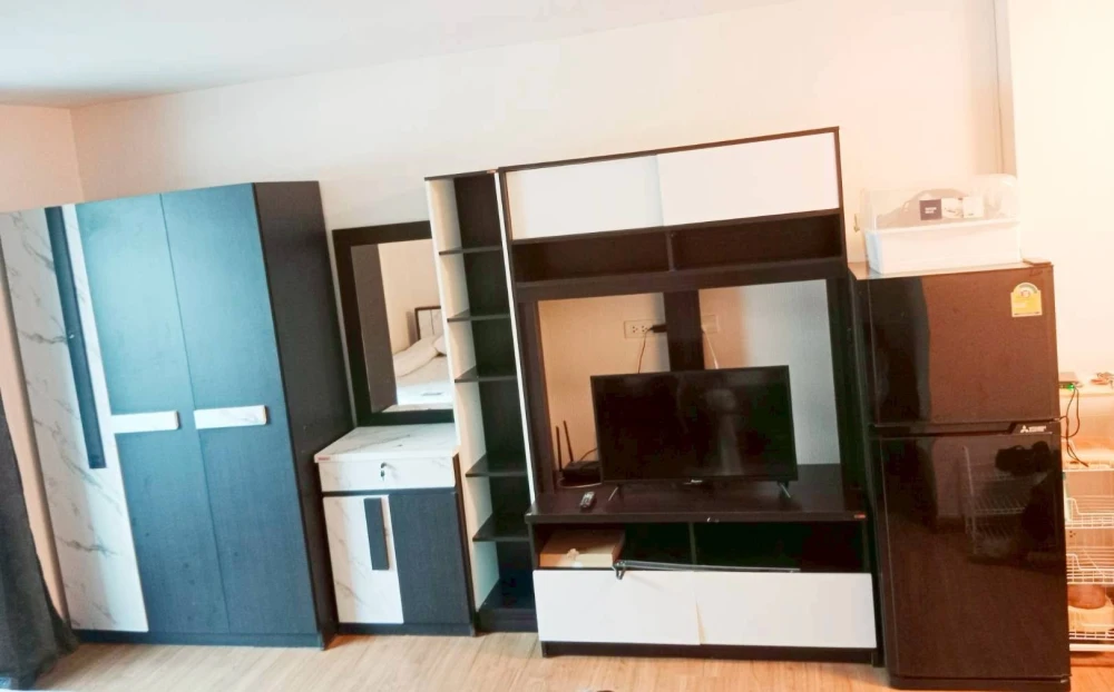Plum Condo Paholyothin 89, 8th floor, for rent. Nice, fully furnished. Book now!