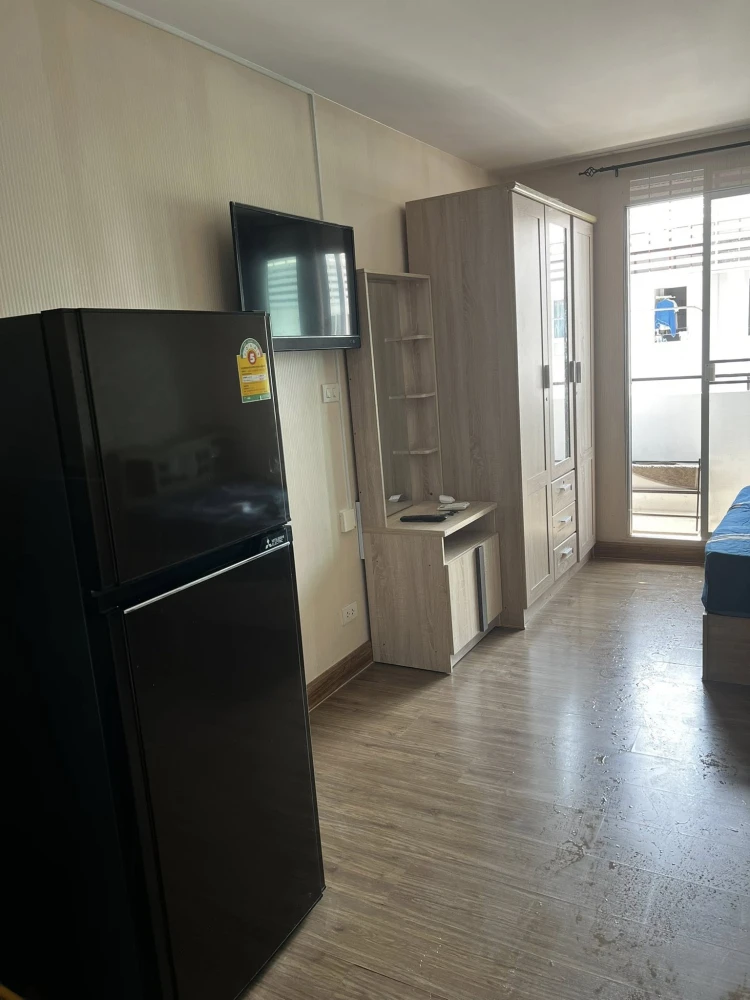 Plum Condo Paholyothin 89 for rent, 8th floor, fully furnished with appliances. Don't miss out!