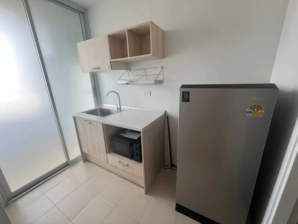 Plum Condo Paholyothin 89 for rent, nice room, good price, just bring your bags!!