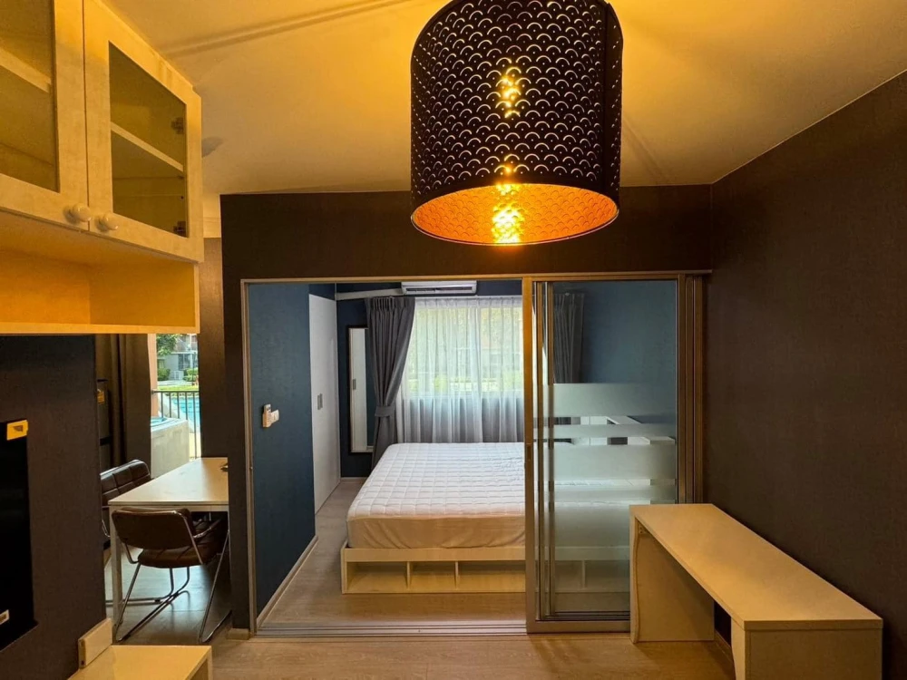 For rent: Plum Condo Park Rangsit, 2nd floor, pool view, beautiful room, fully furnished, ready to move in, reserve now.