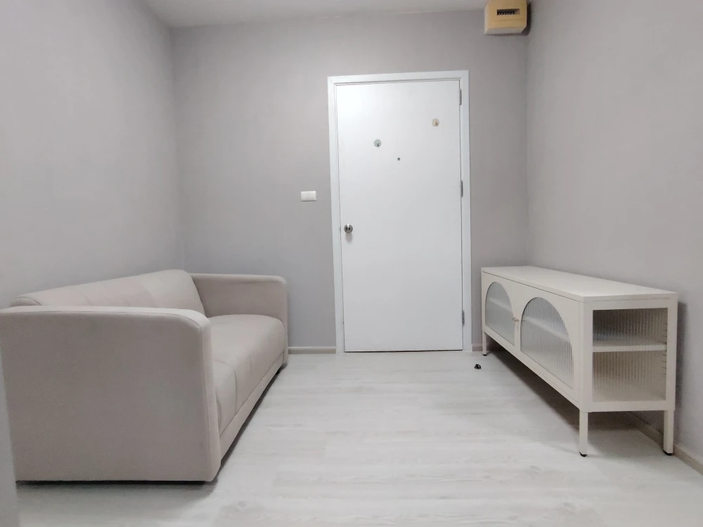 Plum Condo Park Rangsit for rent, 5th floor, pool view, beautiful room, fully furnished, nice to live in, reserve now, hurry!