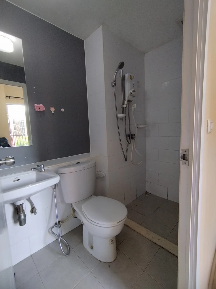Plum Condo Park Rangsit for rent, 5th floor, nice room, fully furnished, interested, reserve now, don't miss out.