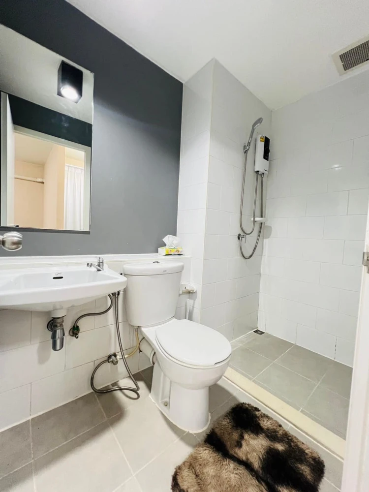 Plum Condo Park Rangsit for rent, 7th floor, beautiful room, fully decorated, interested, hurry and reserve now, urgently.