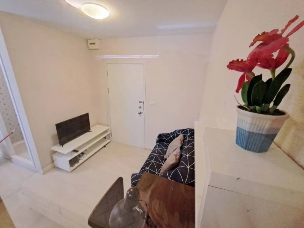 Plum Condo Park Rangsit for rent, 7th floor, fully furnished room, ready to move in, book now, don't miss out.