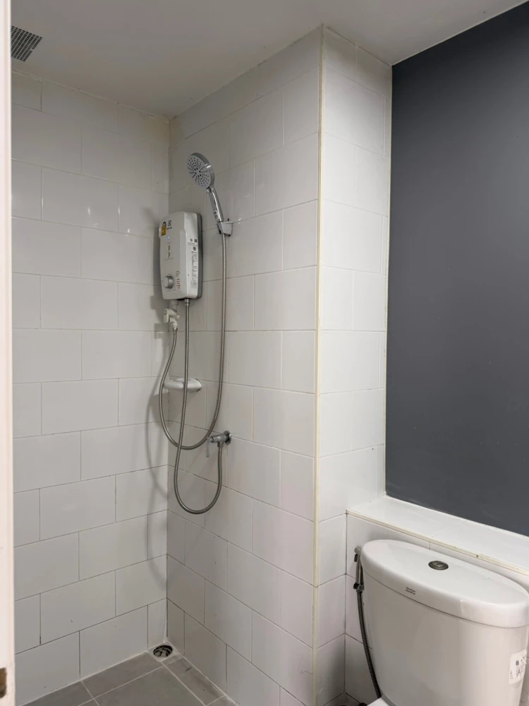 Plum Condo Park Rangsit for rent, 8th floor, city view, fully furnished. Book now, don't wait!