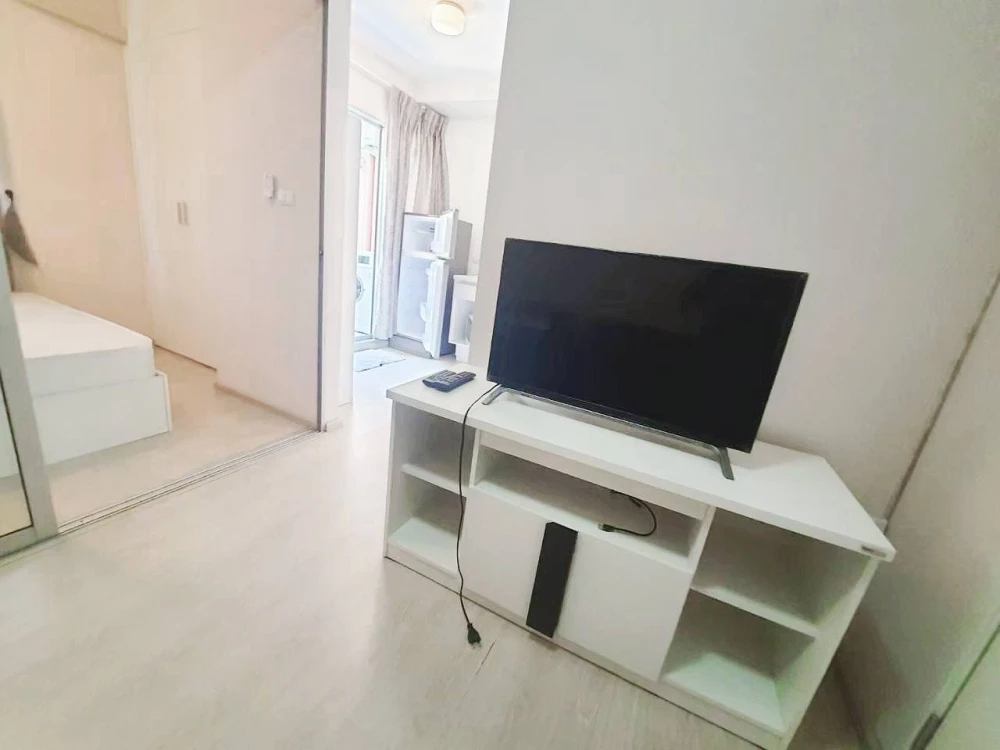 Plum Condo Park Rangsit for rent, pool view, partitioned room with complete decorations, book now