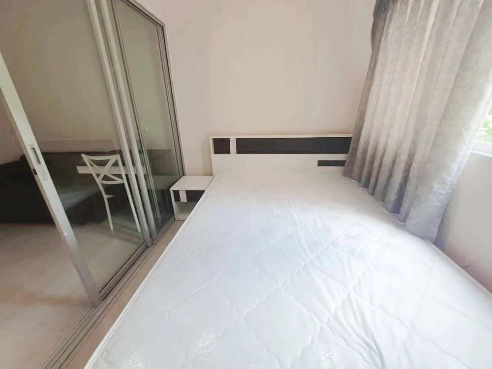 Plum Condo Park Rangsit for rent, pool view, partitioned room with complete decorations, book now