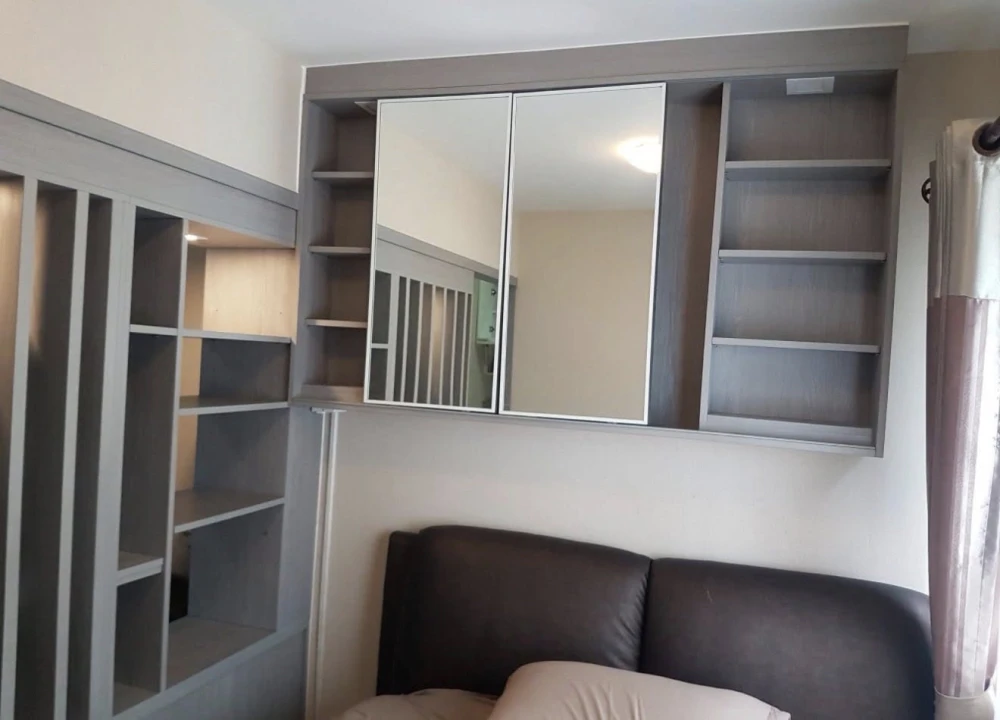Plum Condo Park Rangsit for rent. Nice room, great location, fully furnished. Just bring your bags and move in!