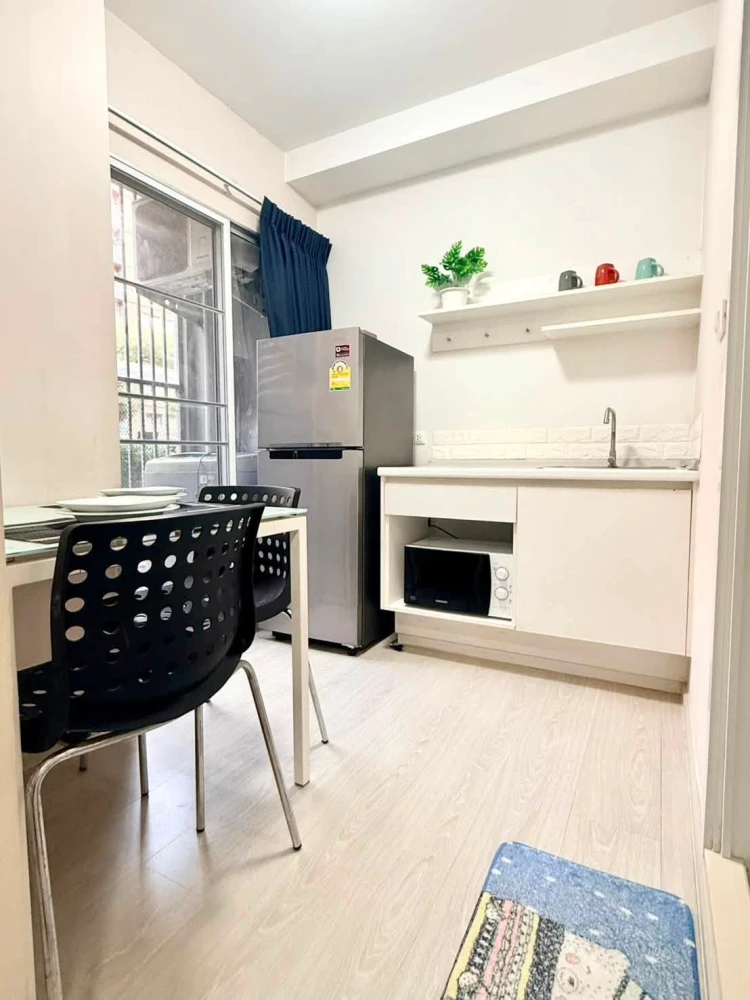 Plum Condo Park Rangsit for rent. Nice room, fully furnished. Book now!