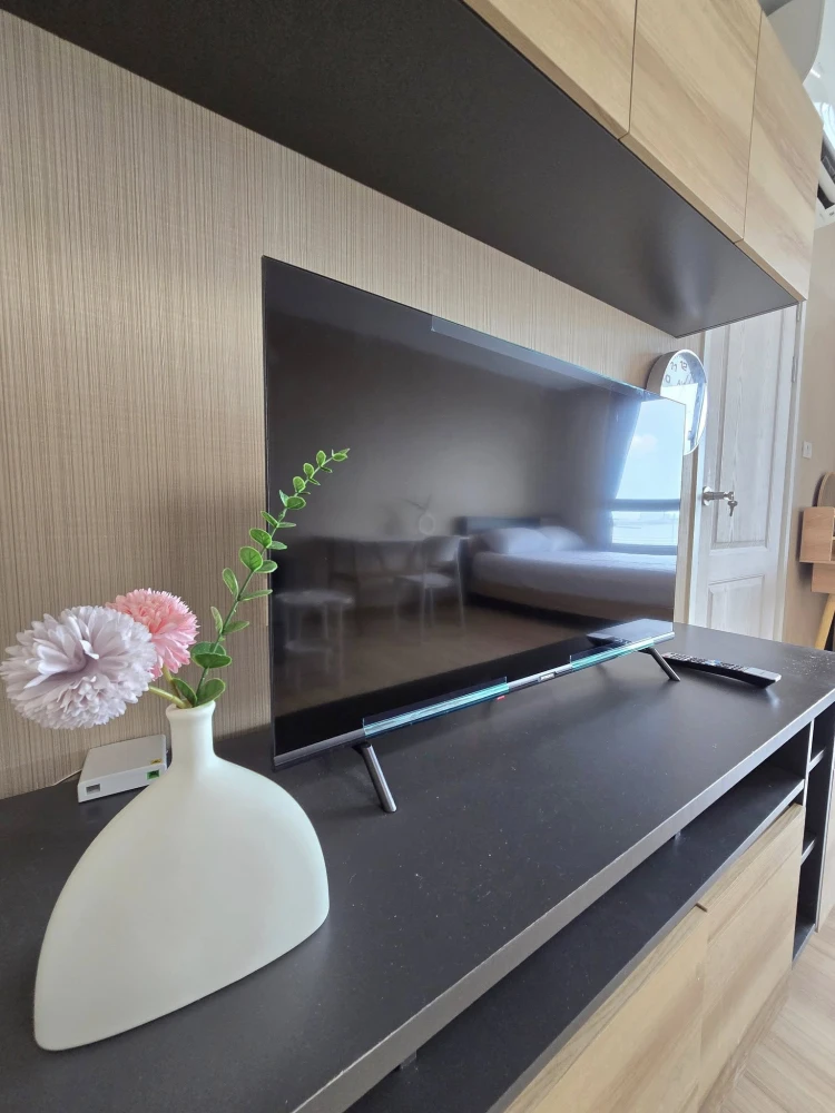 For rent: Plum Condo Phaholyothin 89, studio room, 28 sq m., Phase 5, Building C, 8th floor, very beautiful open view, book now.