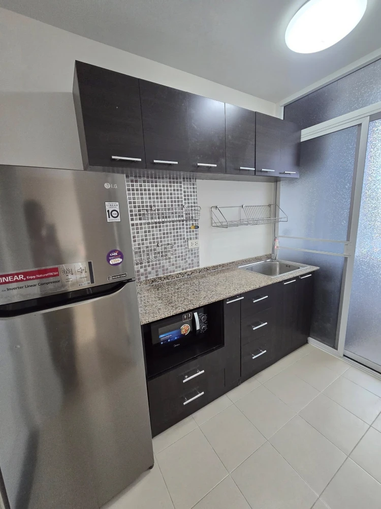 For rent: Plum Condo Phaholyothin 89, studio room, 28 sq m., Phase 5, Building C, 8th floor, very beautiful open view, book now.